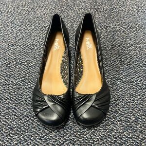 ❌SOLD❌ Women’s Black Wedge Pumps